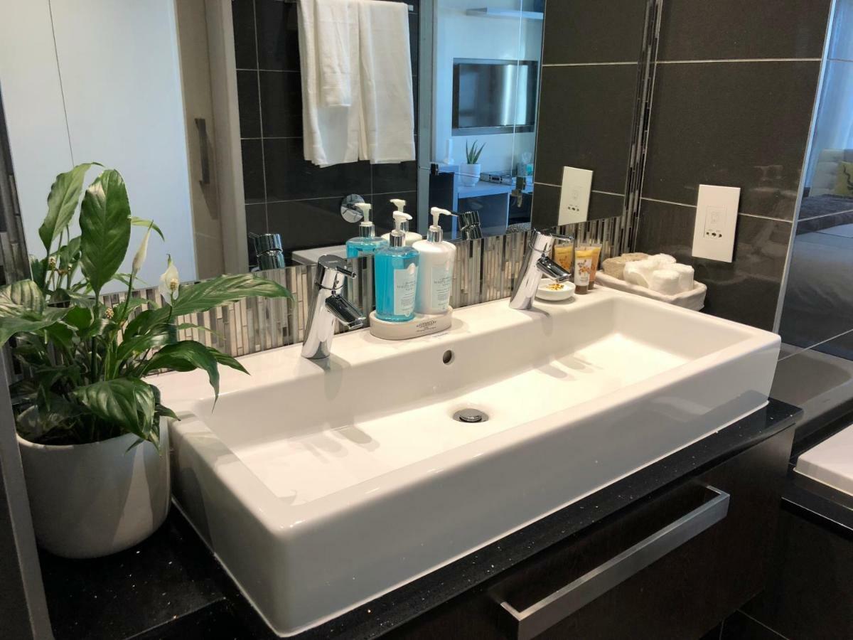 Sandton Skye Suites Йоханесбург Екстериор снимка